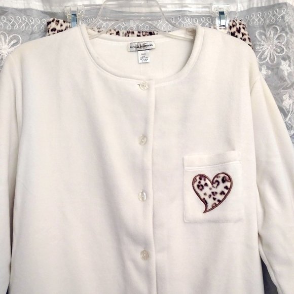 NEW Leopard & Cream Fleece Pajama Set, L - Picture 6 of 12